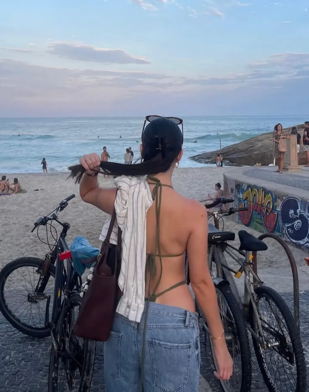 Olive tie-back top by the sea