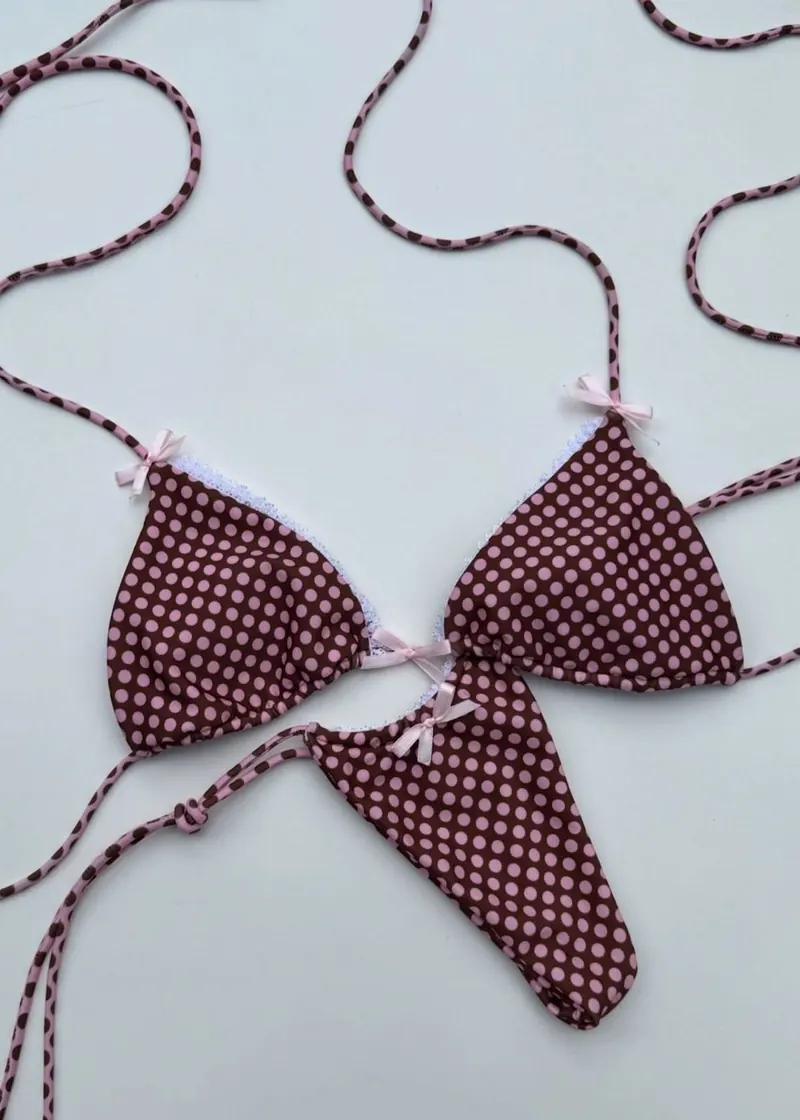 Lunares Rosa bikini, detail by Bali-Lú